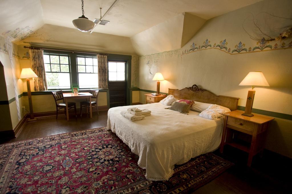Mcmenamins Edgefield Hotel Troutdale Phòng bức ảnh